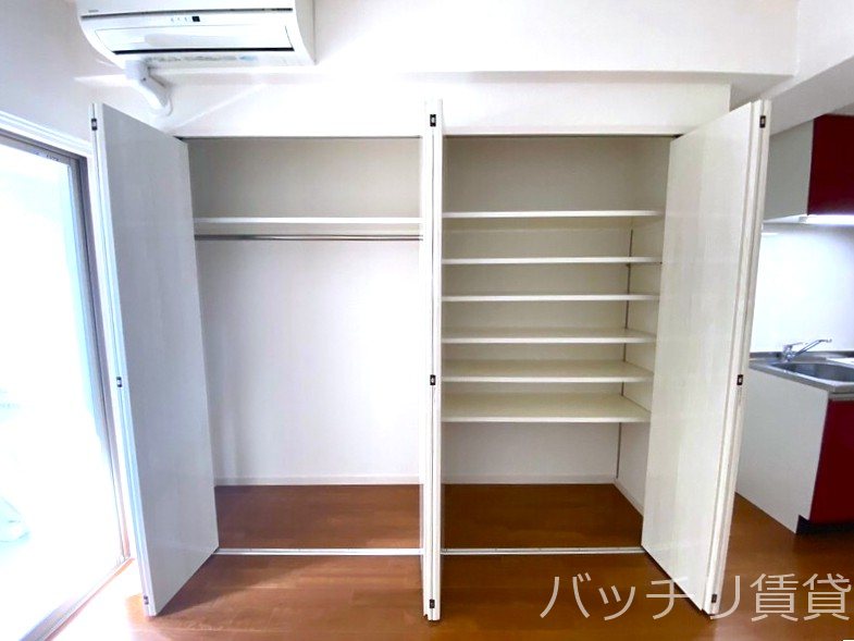 収納　＊画像は別部屋の為イメージ、現状を優先致します