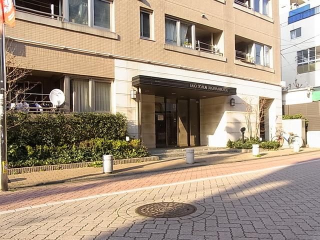 その他共有部分　エントランス前