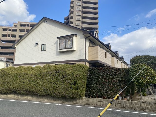建物外観　外観です（南向き）