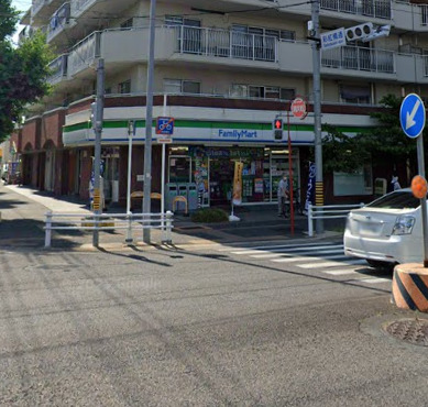 コンビニ　ファミリーマート みのてつ彩紅橋店（コンビニ）まで203m