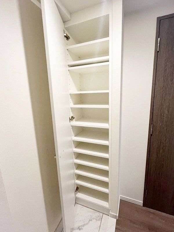 玄関　物件画像