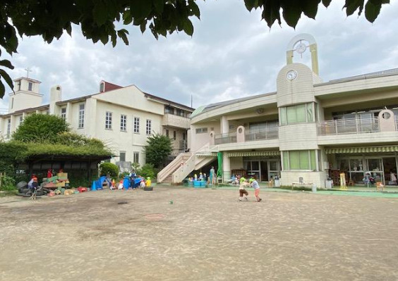 幼稚園・保育園　尾山台ナザレン幼稚園（幼稚園・保育園）まで402m
