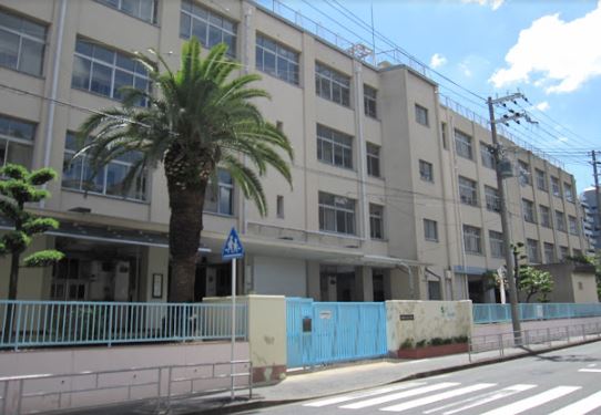 小学校　大阪市立池島小学校（小学校）まで1576m