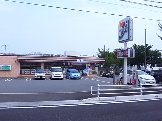 スーパー　セブンイレブン福田（スーパー）まで758m