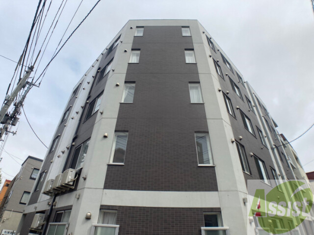 建物外観　札幌市中央区南１７条西「ラフィーネ静修学園前」