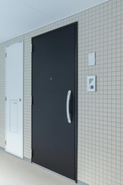 玄関　※写真は同タイプ住戸です。