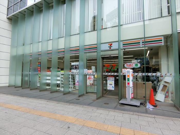 コンビニ　セブン-イレブン 渋谷南平台町店（コンビニ）まで100m