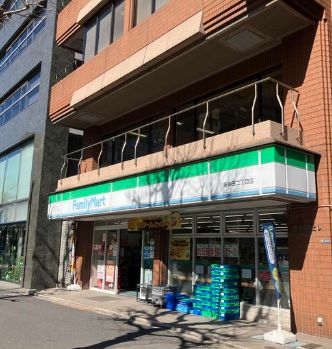 コンビニ　ファミリーマート東神田二丁目店（コンビニ）まで124m