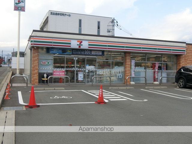 コンビニ　セブンイレブン（コンビニ）まで506m