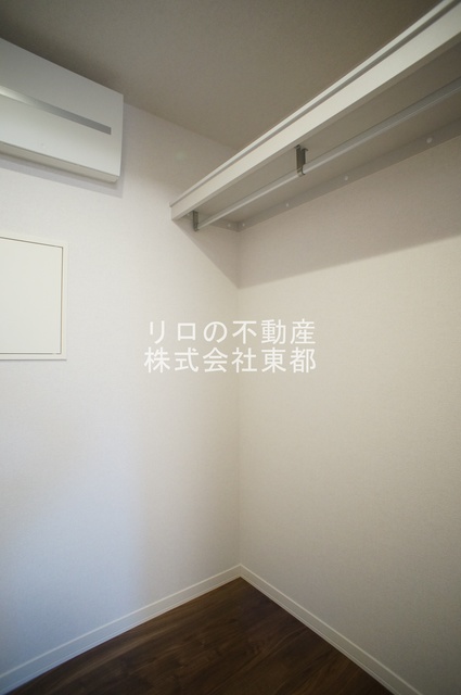 収納　奥行のあるウォークインクローゼットならお荷物多い方でも安心☆