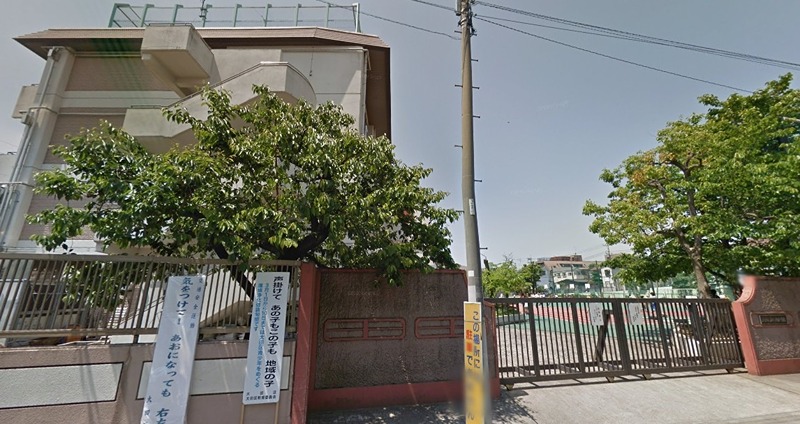 小学校　大田区立小池小学校（洗足池）（小学校）まで953m