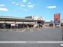 スーパー　トップワールド星田店（スーパー）まで439m