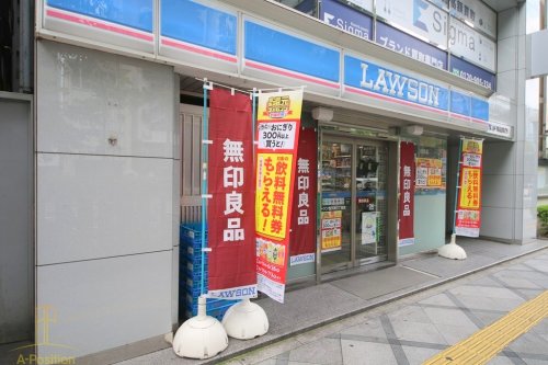 コンビニ　ローソン 西天満三丁目店（コンビニ）まで135m