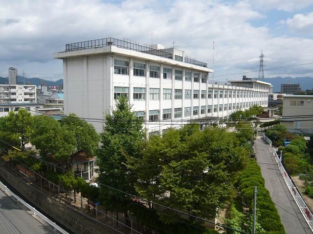 小学校　広島市立原南小学校（小学校）まで316m