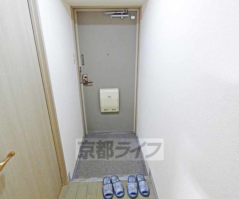 玄関　玄関です。