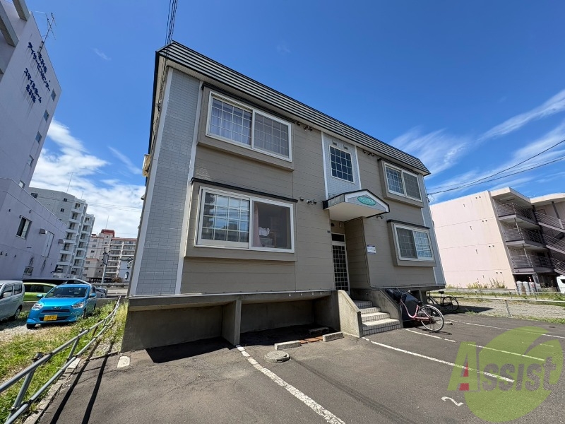 建物外観　札幌市東区北３１条東「マリンパレス北３１条館」