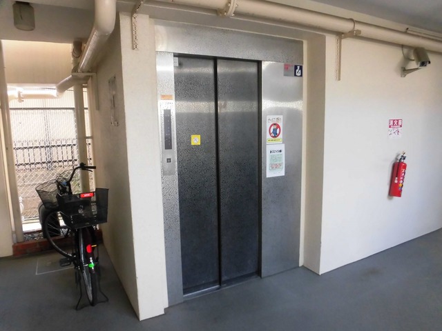 その他共有部分　エレベーター付いています