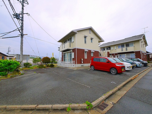 駐車場　カースペースがあります
