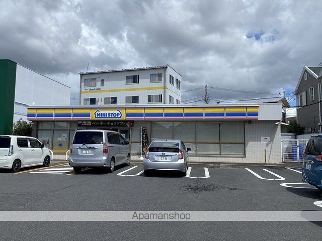 コンビニ　ミニストップ（コンビニ）まで447m