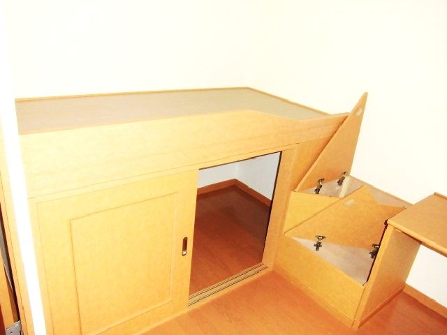 その他部屋・スペース　ベッド下収納なってます！
