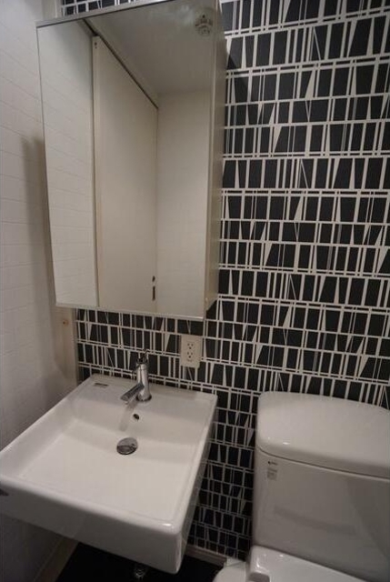 洗面設備　弊社は都内全域の物件をご紹介可能です！