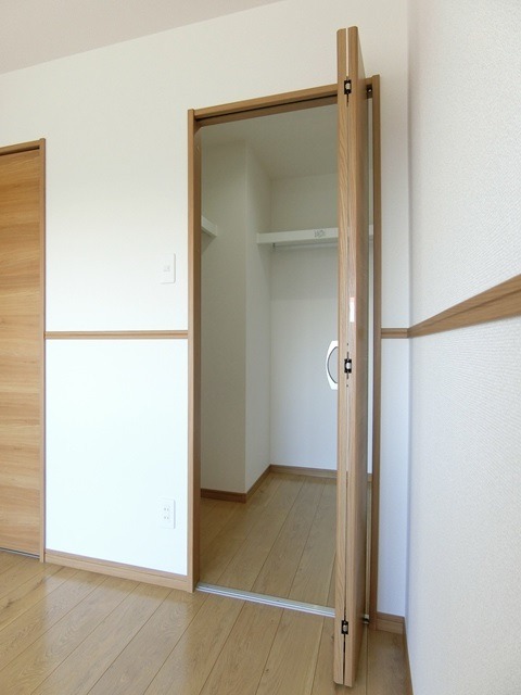 収納　図面と現状に相違がある場合には現状を優先