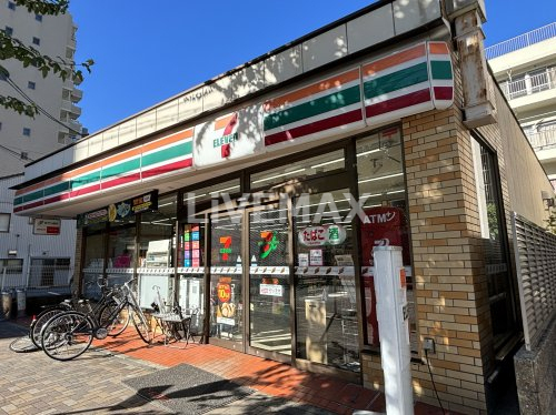 コンビニ　セブンイレブン 名古屋菊井2丁目店（コンビニ）まで157m
