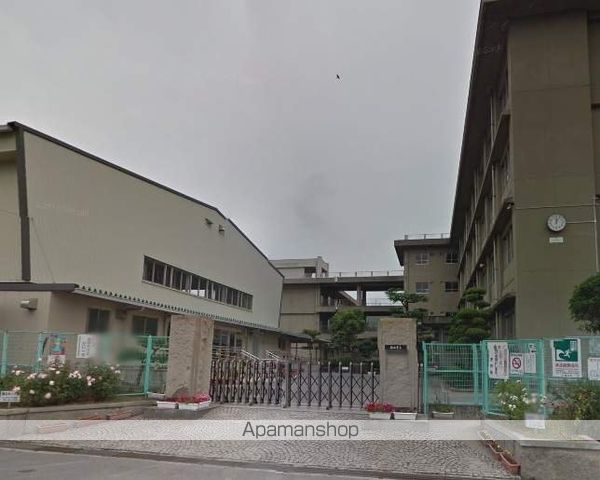 中学校　誠之中学校（中学校）まで1455m