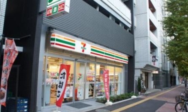 コンビニ　セブンイレブン文京本郷3丁目店（コンビニ）まで321m