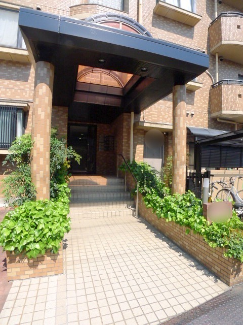 地下鉄鶴舞線 荒畑駅 徒歩10分 4階建 築36年の外観写真