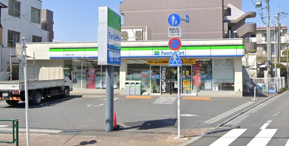 コンビニ　ファミリーマート豊玉南三丁目店（コンビニ）まで250m