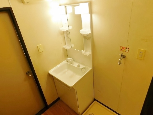 洗面設備　別部屋参考画像