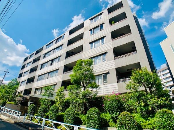アパートメンツ東山の外観写真