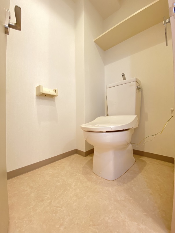 JUN CREATIVEのトイレ写真