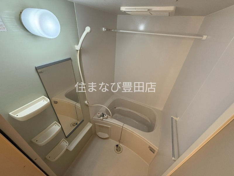 ＪＲ東海道本線 逢妻駅 徒歩18分 2階建 築22年の風呂写真