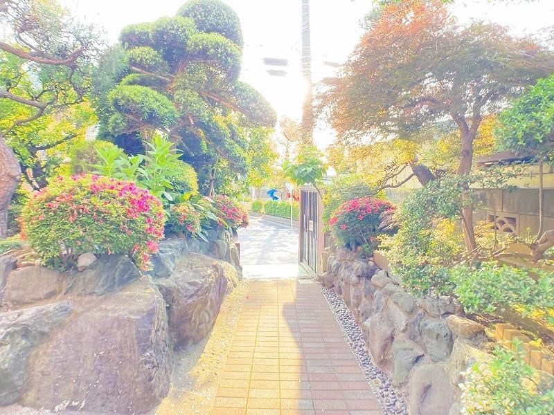 東京メトロ東西線 浦安駅 徒歩10分 3階建 築35年の外観写真