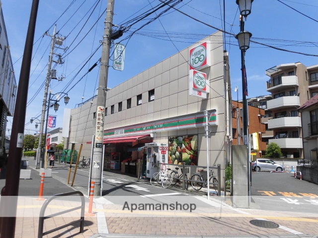 コンビニ　ローソンストア１００（コンビニ）まで208m