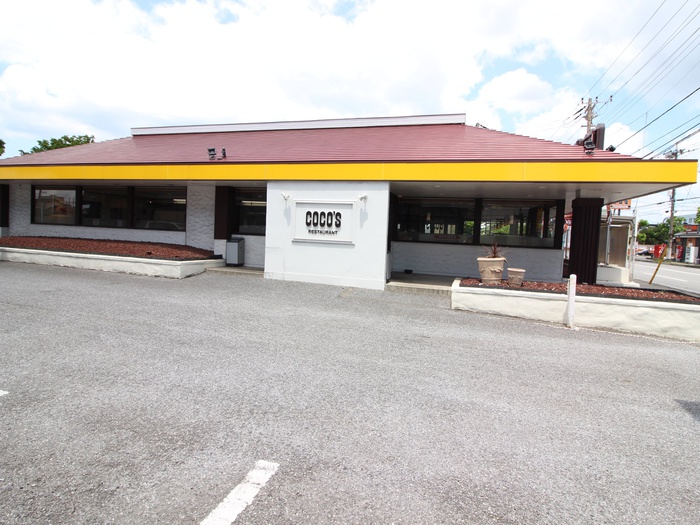 飲食店　ココス（飲食店）まで750m