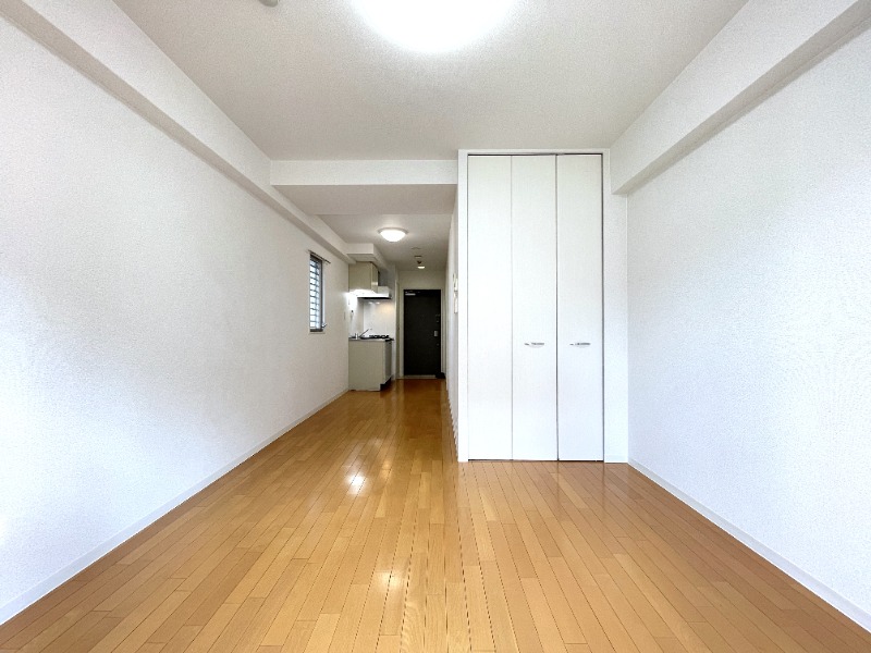 ライフデザイン三宮東の居間写真