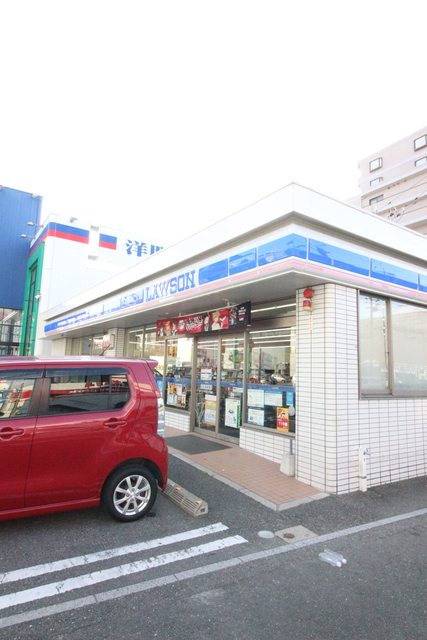 コンビニ　ローソン　千早三丁目店（コンビニ）まで140m