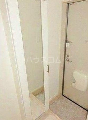 クレシア関町の玄関写真