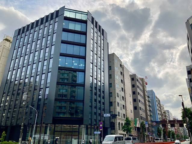 コンビニ　セブンイレブン新御徒町駅西店（コンビニ）まで166m