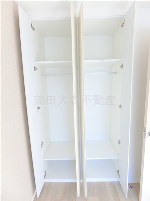 収納　収納　クローゼット　洋室4.6帖