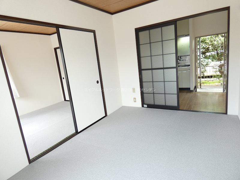 グランドメゾン中大塩の居間写真