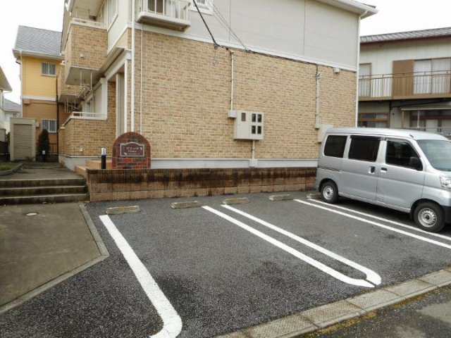 駐車場　駐車場完備です