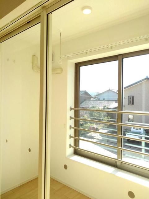 ＪＲ七尾線 宝達駅 徒歩4分 2階建 築7年の内装写真