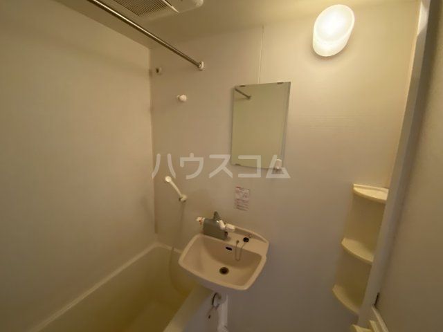 ルーブル都立大学参番館の内装写真