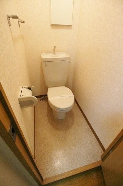 トイレ　★お部屋探しは株式会社タウンハウジング東京まで★
