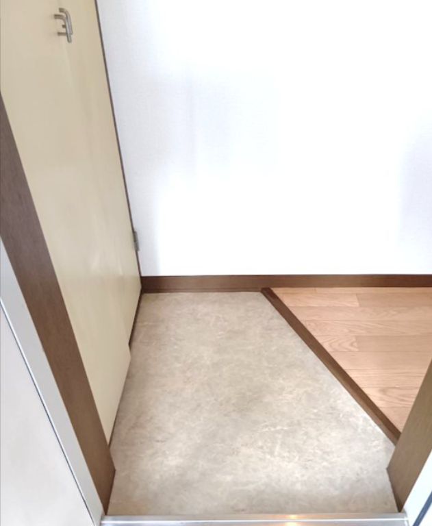 玄関　落ち着いた玄関です