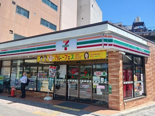 コンビニ　セブンイレブ 京都桂駅東口店（コンビニ）まで350m